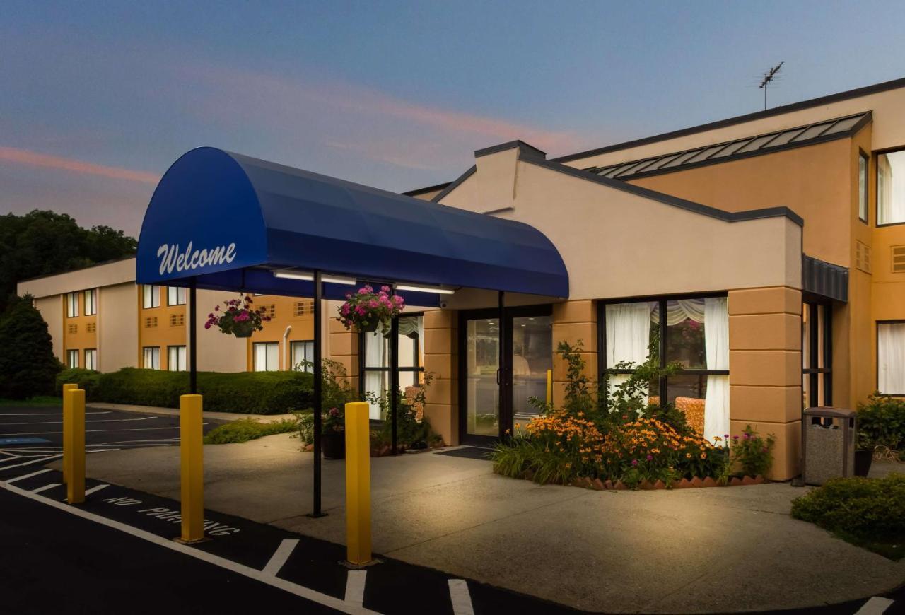 All Seasons Inn & Suites Smithfield Exterior foto