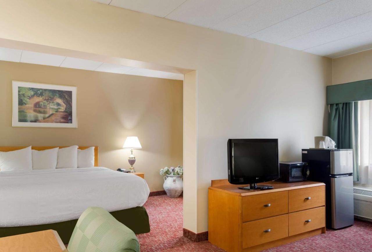 All Seasons Inn & Suites Smithfield Exterior foto
