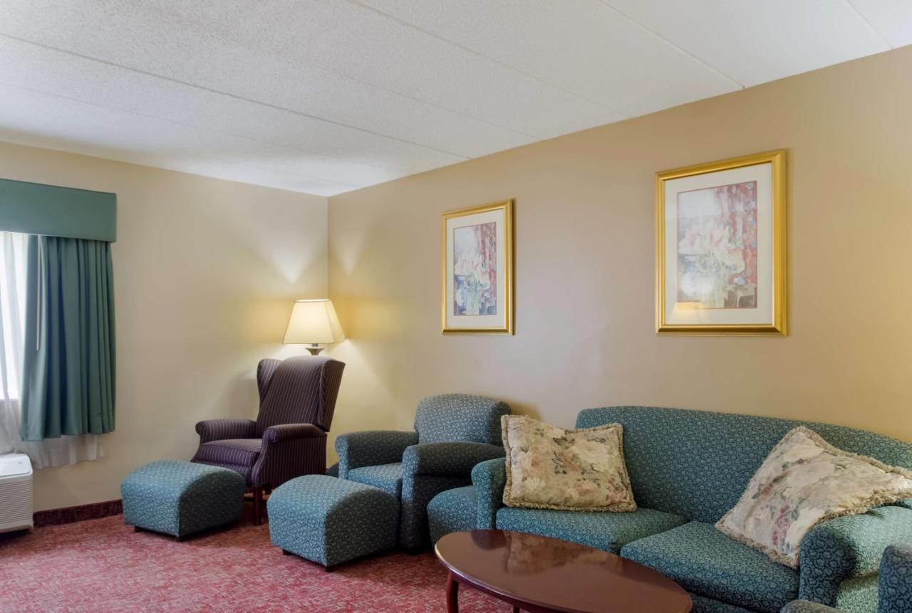 All Seasons Inn & Suites Smithfield Exterior foto
