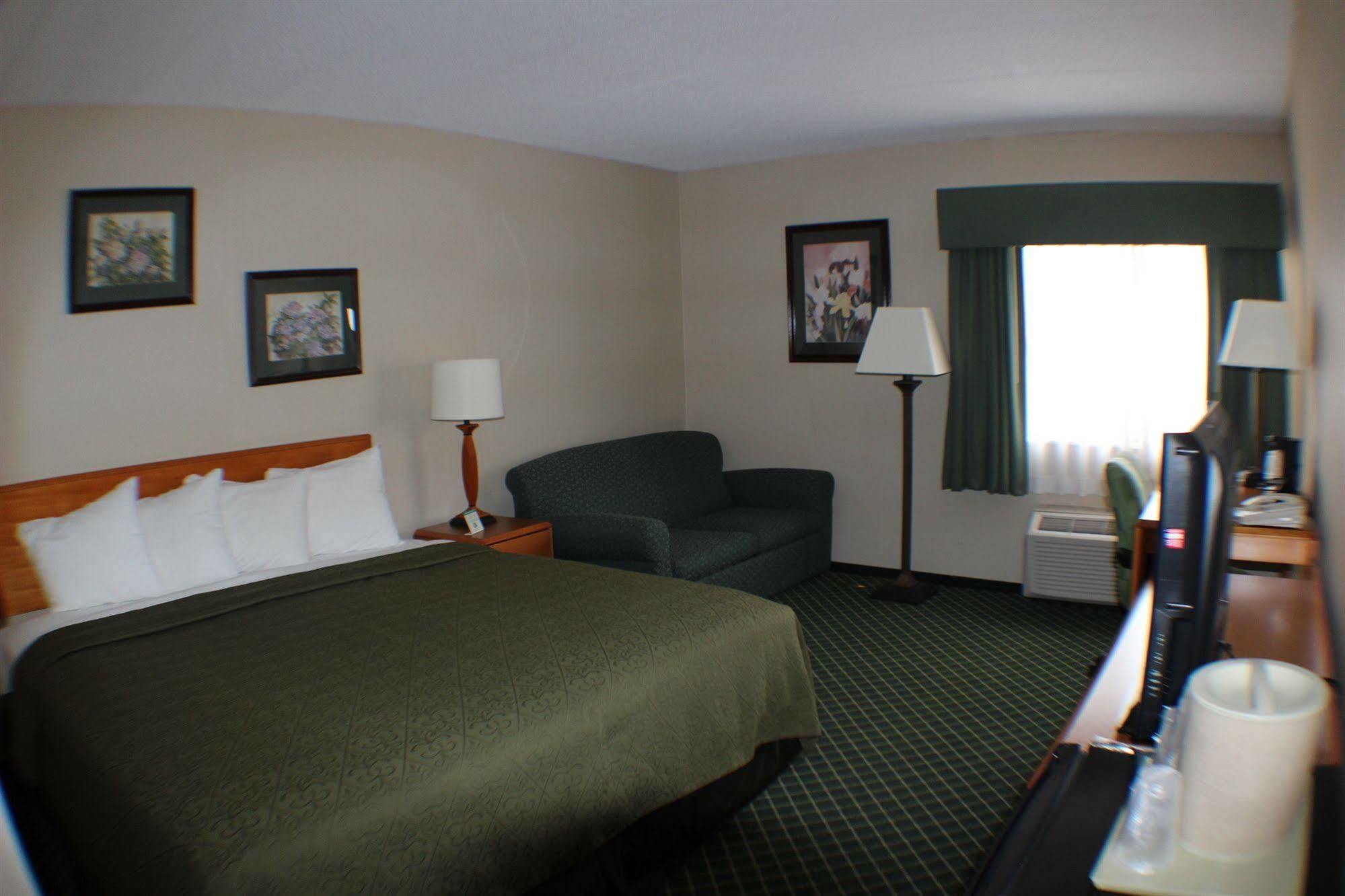 All Seasons Inn & Suites Smithfield Exterior foto